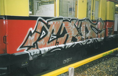 Graffiti Train in Berlin - Photo by COLLECTOR - CNF, Berlin (1998)