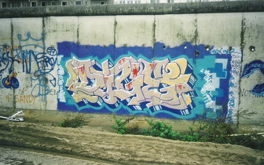 Graffiti Wall in Berlin - Photo by COLLECTOR - Dige, Berlin (1997)