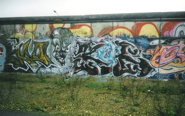 Graffiti Wall in Berlin - Photo by COLLECTOR - Kur, Berlin