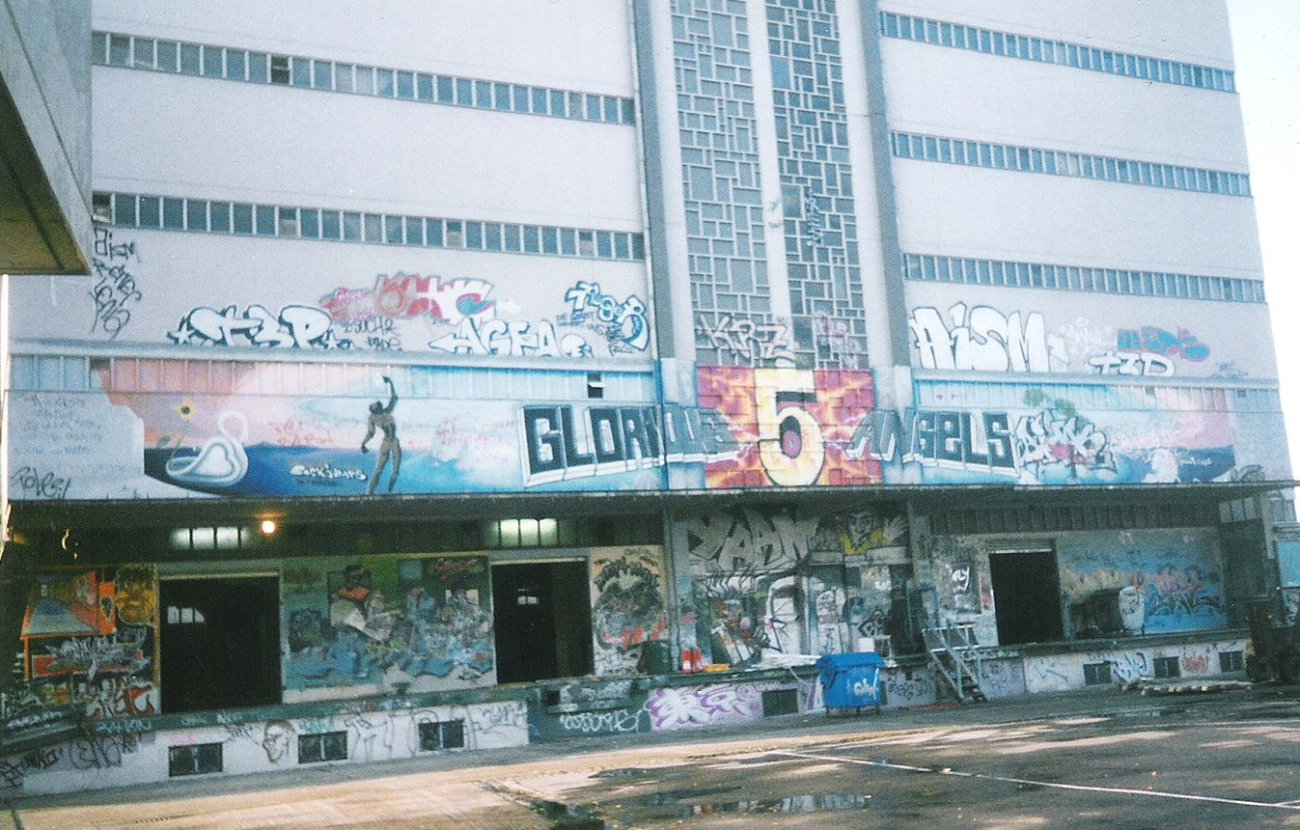 Graffiti Wall in Berlin - Photo by COLLECTOR - GFA, Berlin