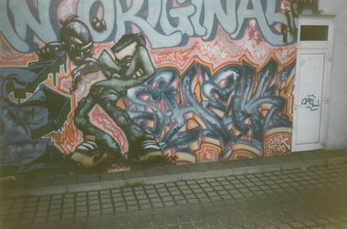 Graffiti Wall in Berlin - Photo by COLLECTOR - Shek, Berlin