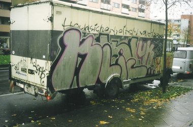Graffiti Bombing in Berlin - Photo by COLLECTOR - Klic, UK, Berlin