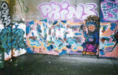 Graffiti Wall in Berlin - Photo by COLLECTOR - Nice, Prins, Berlin