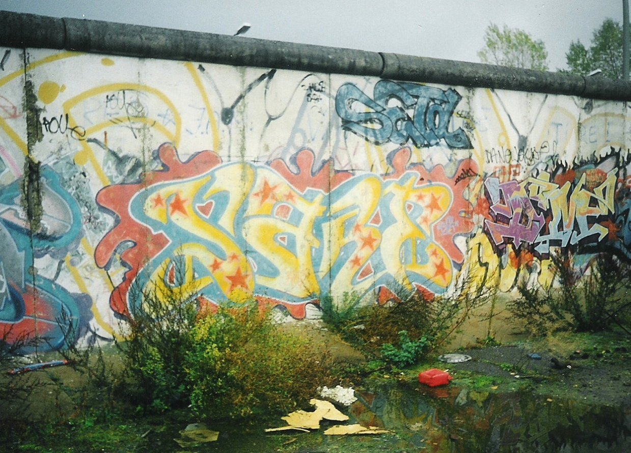 Graffiti Wall in Berlin - Photo by COLLECTOR - Sare, Berlin
