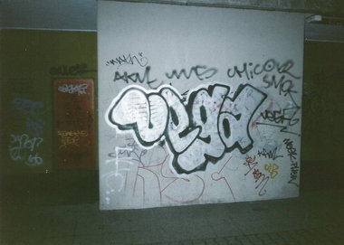 Graffiti Bombing in Berlin - Photo by COLLECTOR - Vega, Berlin