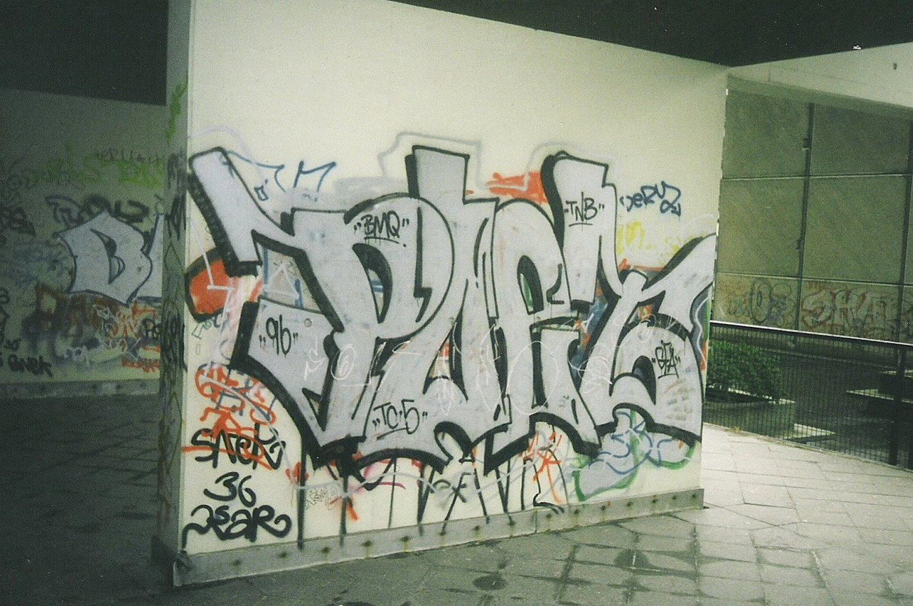 Graffiti Bombing in Berlin - Photo by COLLECTOR - Poet, GFA, TC5 (1996)