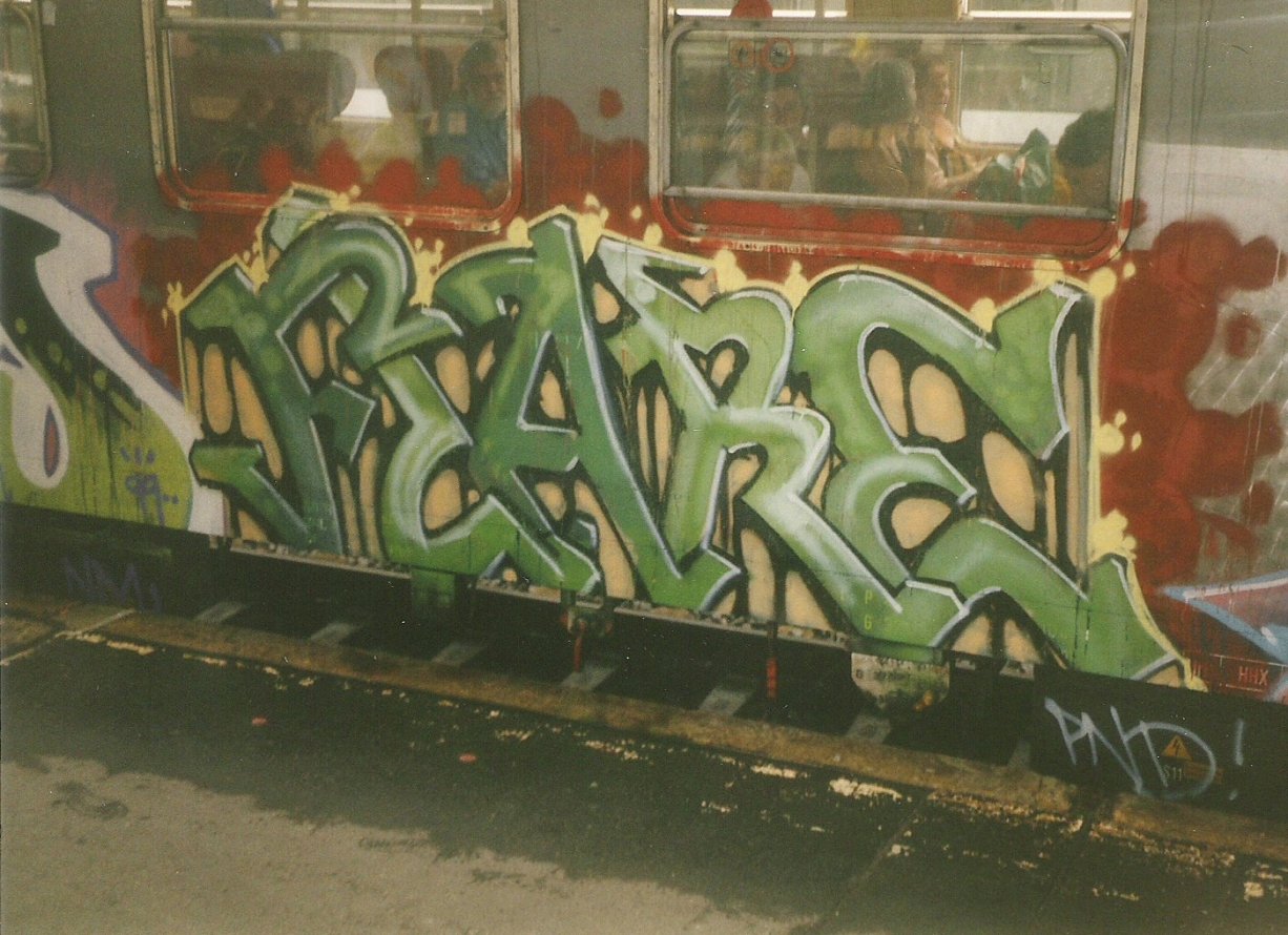 Graffiti Train in Hannover - Photo by COLLECTOR - Flare, PND, Hannover (1999)