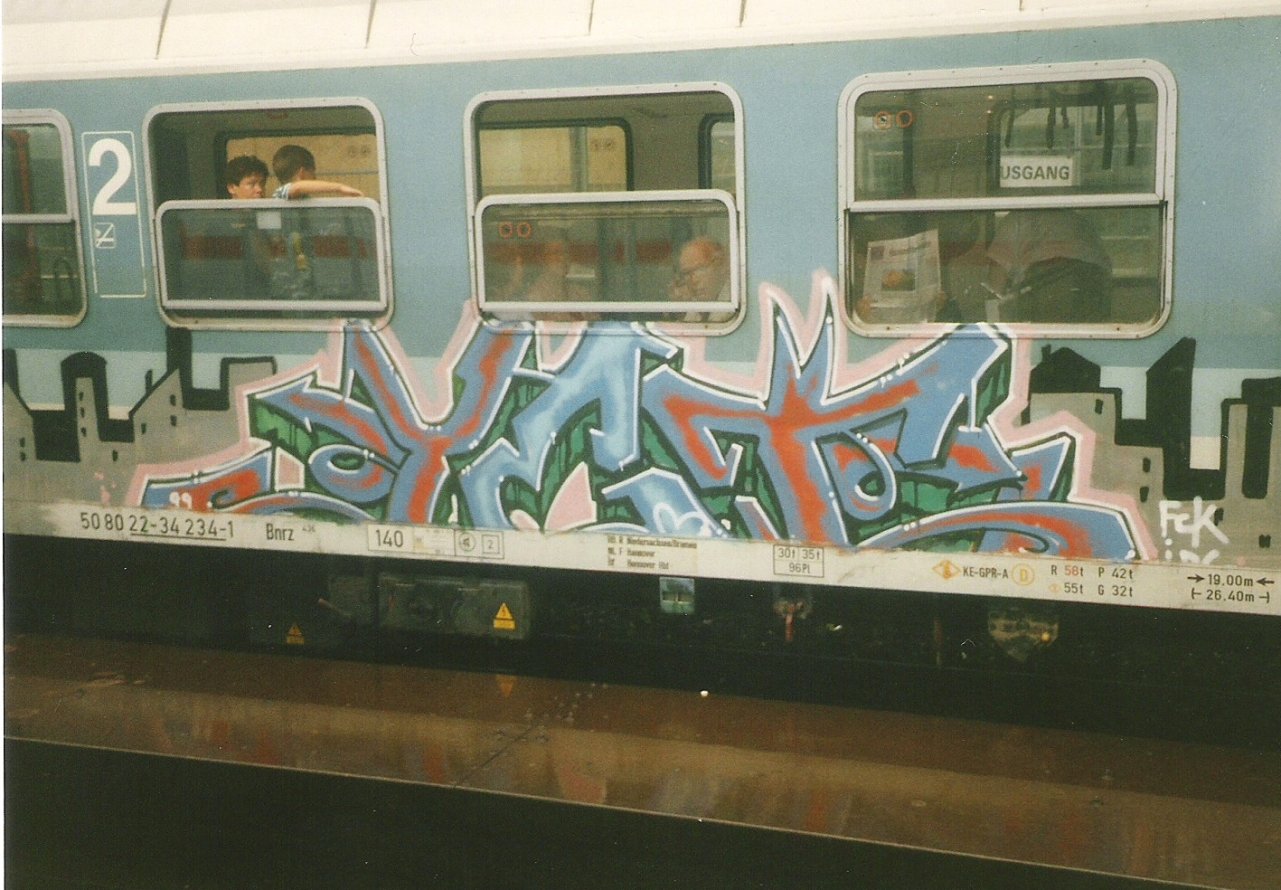 Graffiti Train in Hannover - Photo by COLLECTOR - Yet, Jet, FCK (1999)