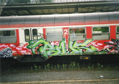 Graffiti Train in Hamburg - Photo by COLLECTOR - Pows, SBA, Hamburg (2000)