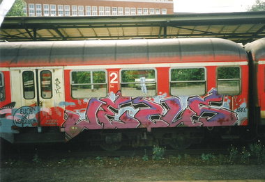 Graffiti Train in Hamburg - Photo by COLLECTOR - Jezus, Jesus, Hamburg (2000)
