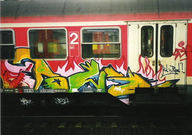 Graffiti Train in Hamburg - Photo by COLLECTOR - Pows, SBA, Hamburg (2000)