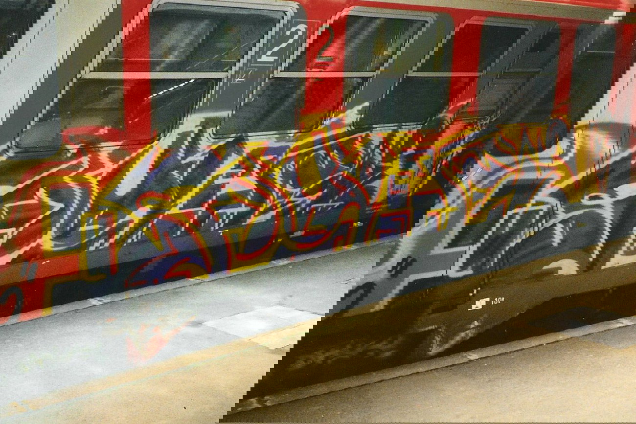 Graffiti Train in Hamburg - Photo by COLLECTOR (2000)