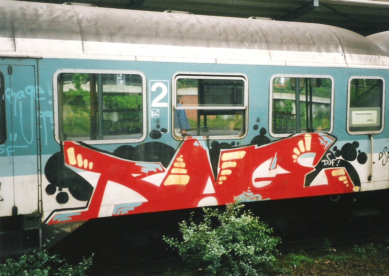 Graffiti Train in Hamburg - Photo by COLLECTOR - Rage, DSF, Hamburg (1999)