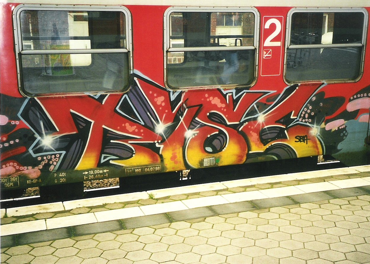 Graffiti Train in Hamburg - Photo by COLLECTOR - Rise, SBA, Hamburg (2000)