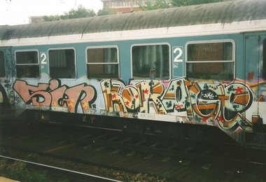 Graffiti Train in Hamburg - Photo by COLLECTOR - Sir, Korage, SKL (1998)