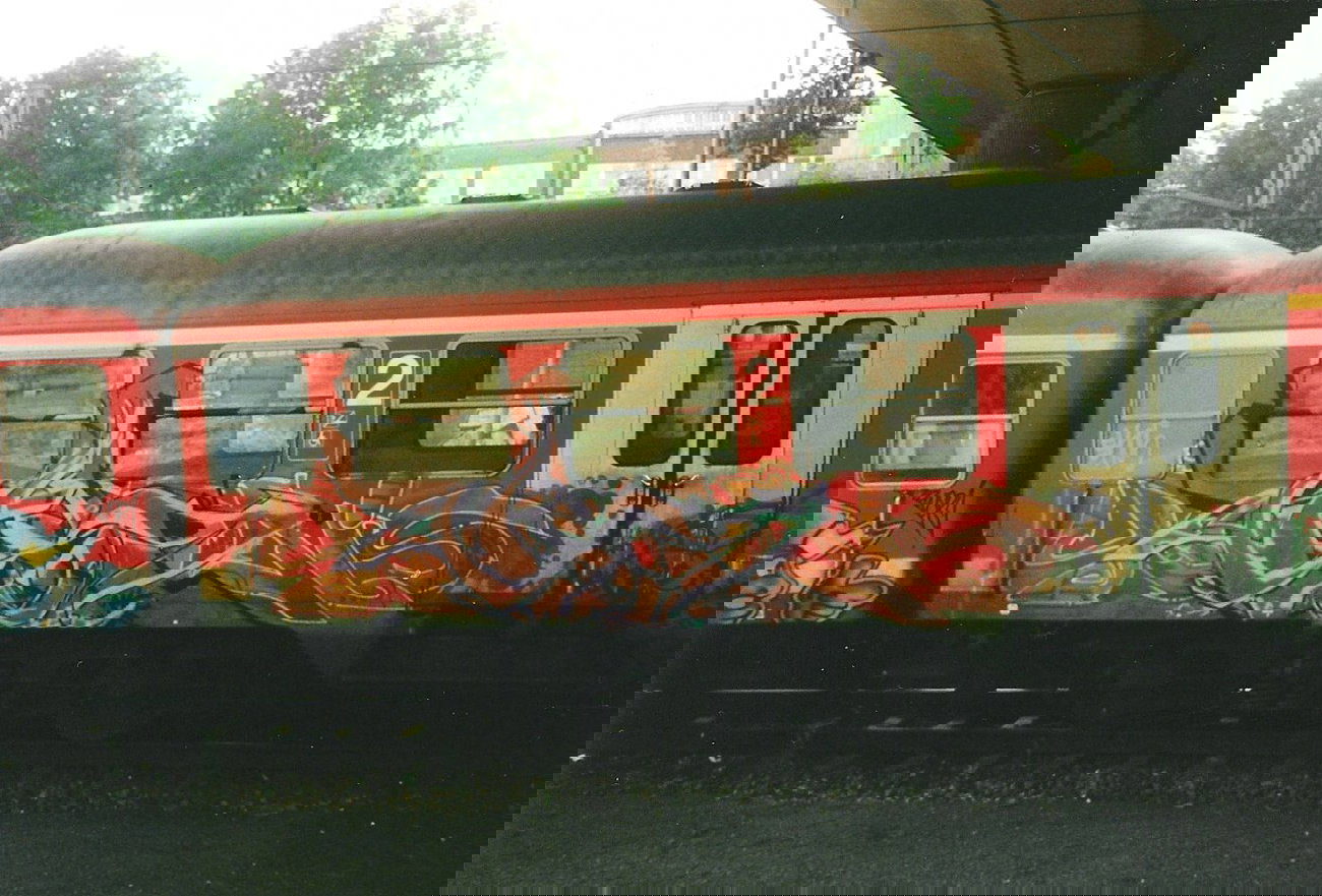 Graffiti Train in Hamburg - Photo by COLLECTOR - Hamburg (2000)