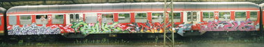 Graffiti Train in Hamburg - Photo by COLLECTOR - Bars, Pows, Rise (2000)