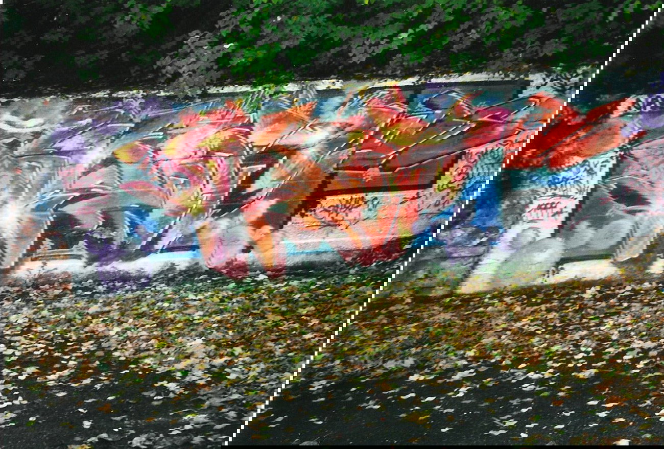 Graffiti Wall in Hamburg - Photo by COLLECTOR - Emyr, Emir, OBS (1999)