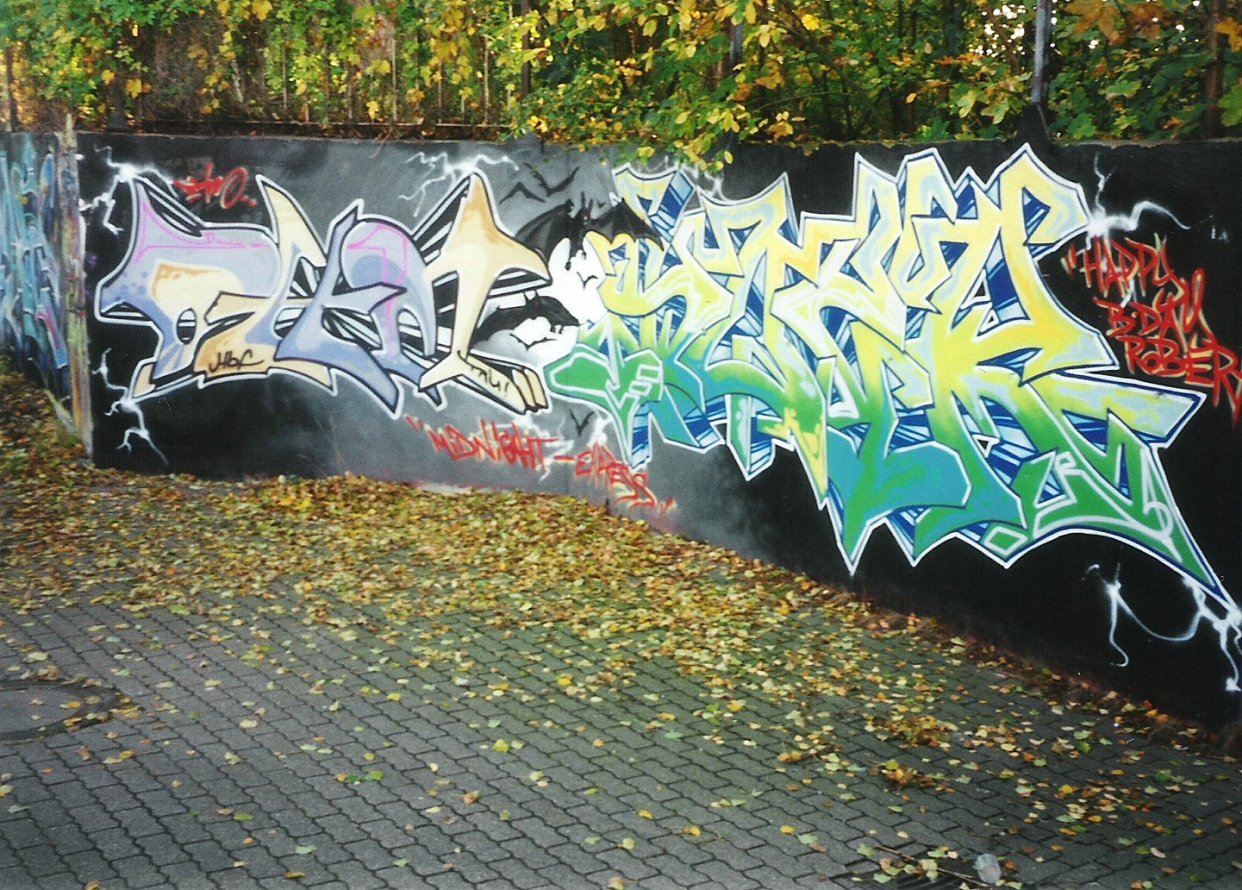 Graffiti Wall in Hamburg - Photo by COLLECTOR - Ohm, Soer, Hamburg (2000)