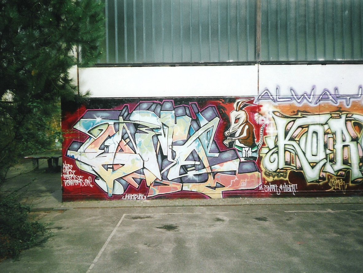 Graffiti Wall in Hamburg - Photo by COLLECTOR - Enta, BTN, Hamburg (2000)