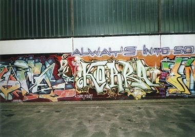 Graffiti Wall in Hamburg - Photo by COLLECTOR - Kobra, BTN, Hamburg (2000)