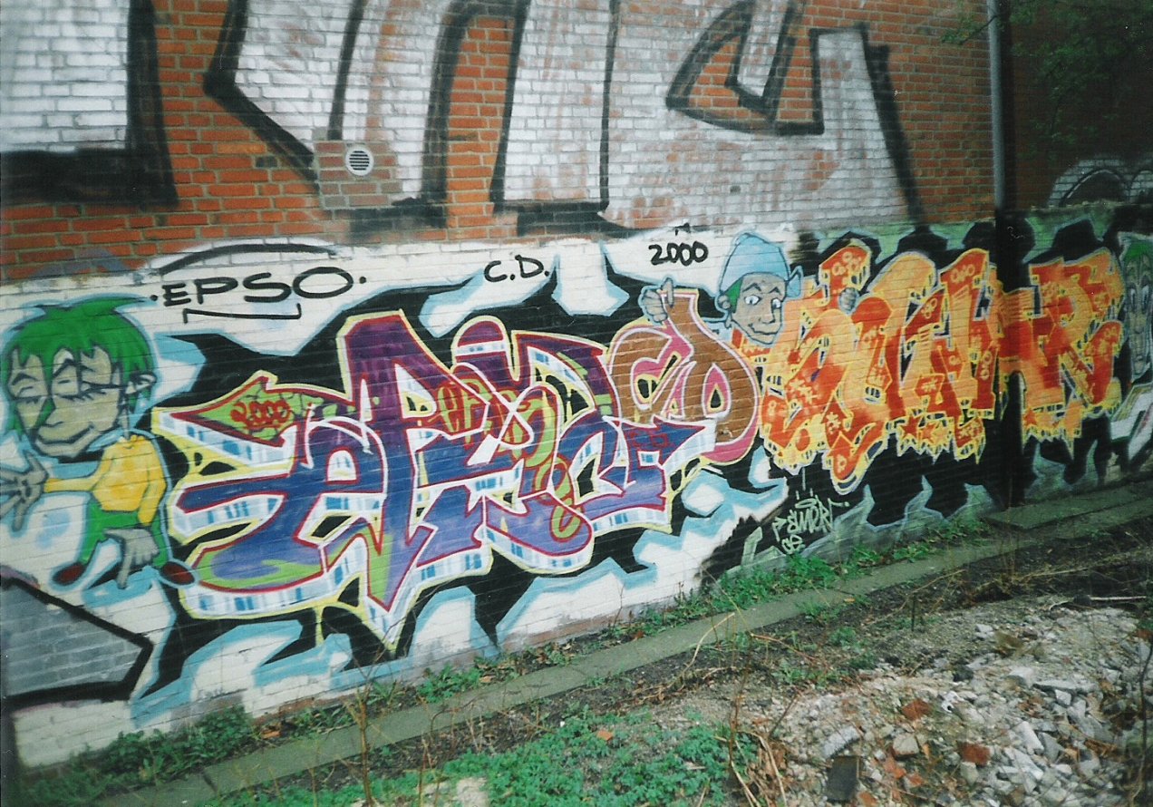 Graffiti Bombing in Hamburg - Photo by COLLECTOR - Espo, CD, Hamburg (2000)