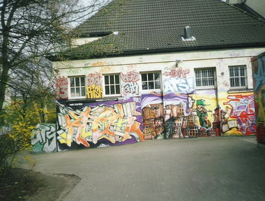 Graffiti Wall in Hamburg - Photo by COLLECTOR - Kash, BTN, Hamburg