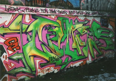 Graffiti Wall in Hamburg - Photo by COLLECTOR - Nomad, Hamburg (2000)