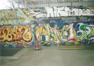 Graffiti Wall in Hamburg - Photo by COLLECTOR - Aids, Cain, Primo (2000)