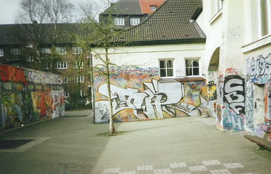 Graffiti Wall in Hamburg - Photo by COLLECTOR - RIP, Hamburg