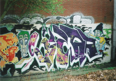 Graffiti Bombing in Hamburg - Photo by COLLECTOR - Wizar, BDK, Hamburg (2000)