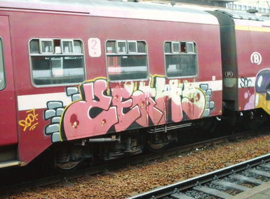 Graffiti Train in Brussels - Photo by COLLECTOR - Belgium (2007)