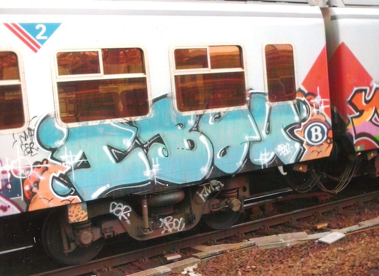 Graffiti Train in Brussels - Photo by COLLECTOR - Ibou, Belgium (2007)