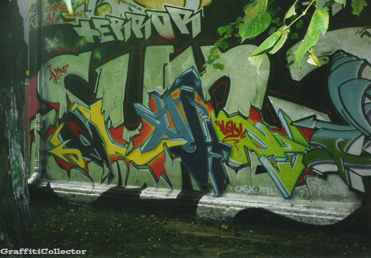 Graffiti Wall in Hannover - Photo by COLLECTOR - Alpha, Alfa, SUK (2002)