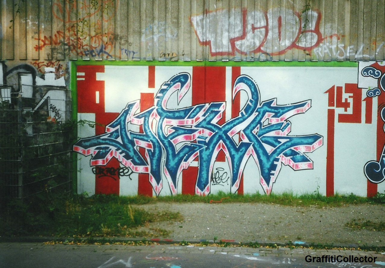 Graffiti Wall in Hildesheim - Photo by COLLECTOR - Hexe, Hildesheim (2001)