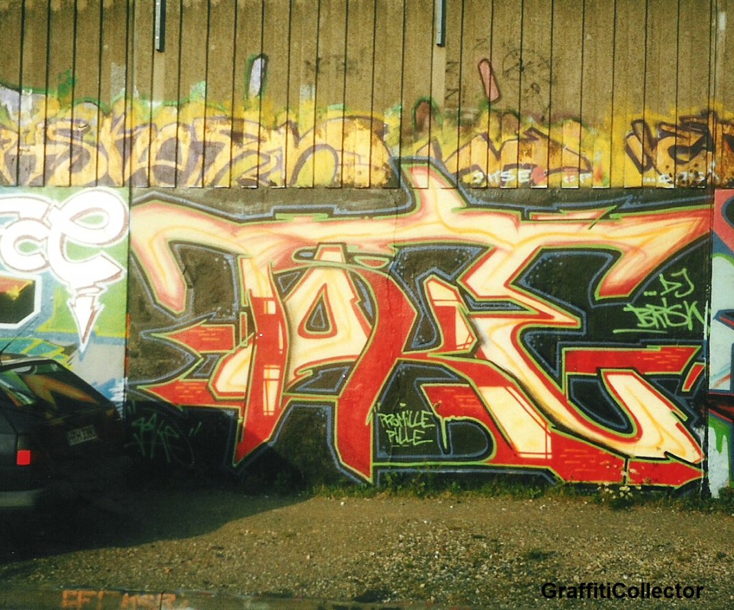 Graffiti Wall in Hildesheim - Photo by COLLECTOR - Toke, Hildesheim (2001)
