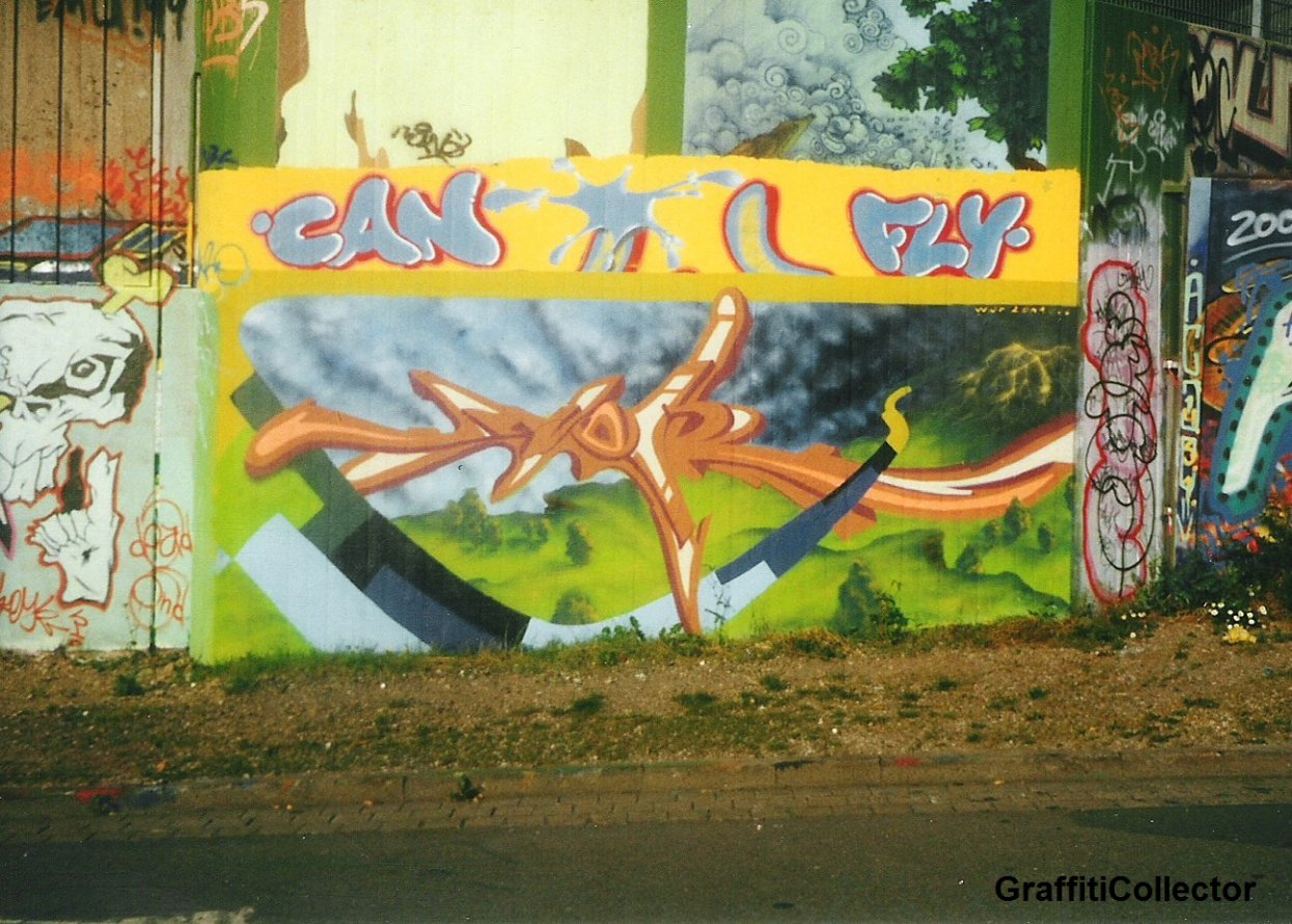 Graffiti Wall in Hildesheim - Photo by COLLECTOR - Hildesheim (2001)