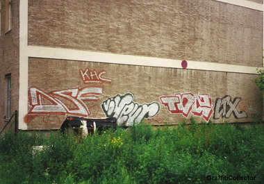 Graffiti Bombing in Berlin - Photo by COLLECTOR - DSF, KHC, Voyeur