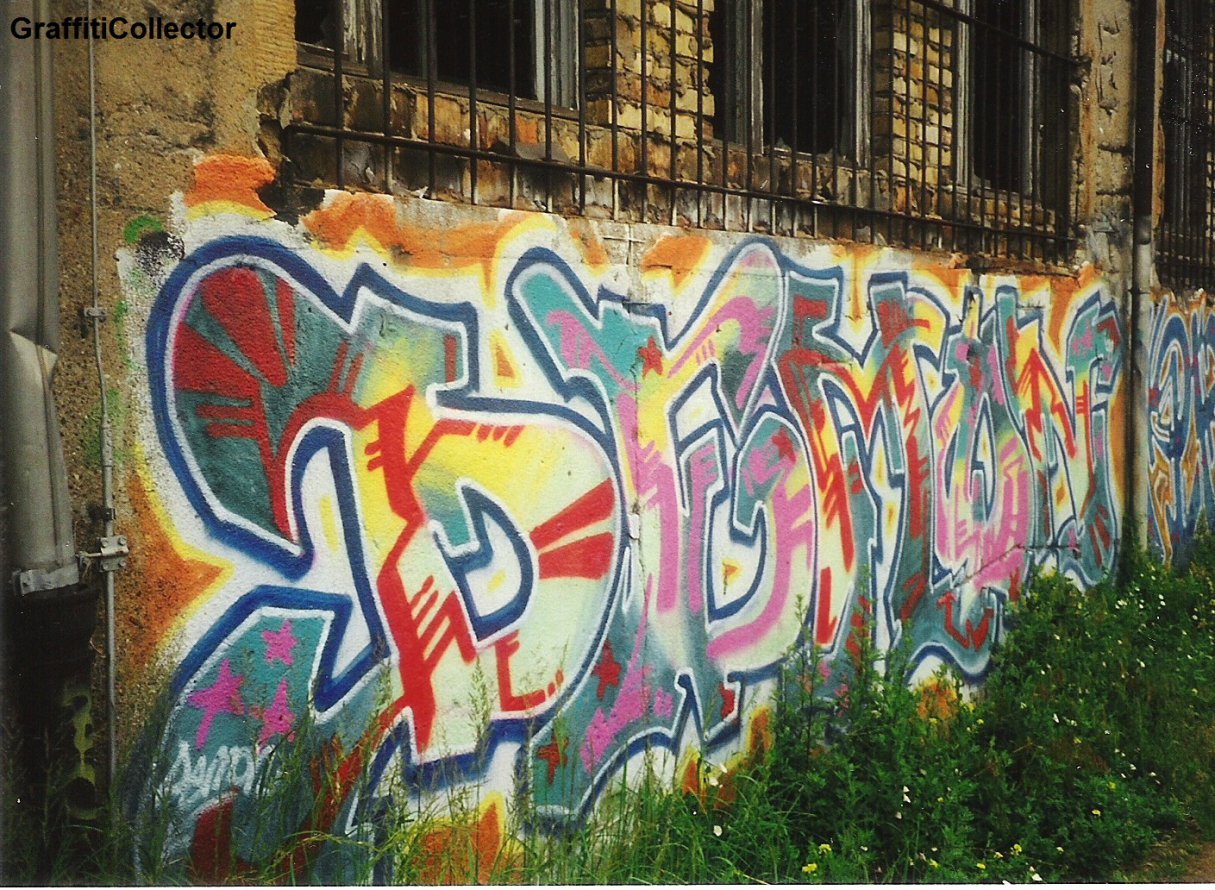 Graffiti Wall in Berlin - Photo by COLLECTOR - Demon, Berlin