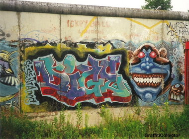 Graffiti Wall in Berlin - Photo by COLLECTOR - Dige, Berlin (1997)