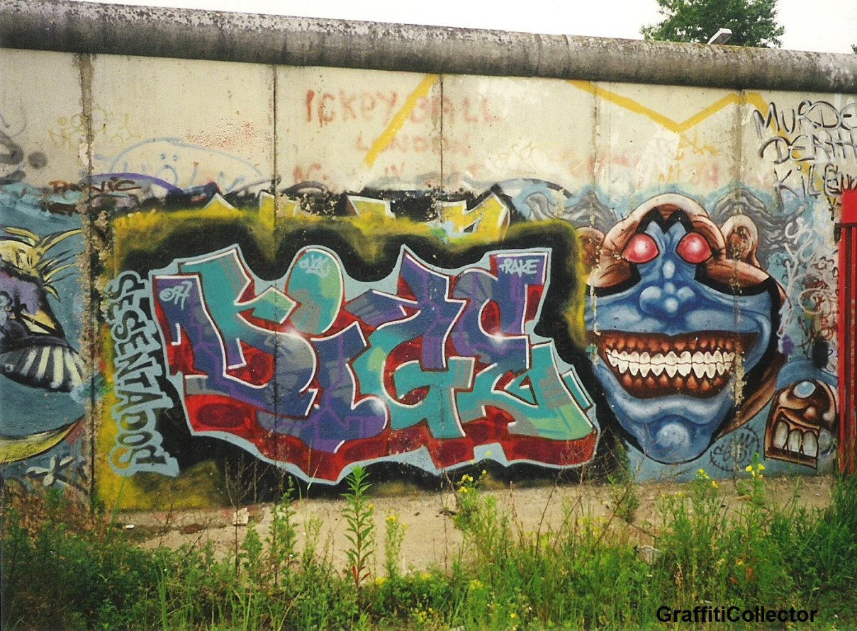 Graffiti Wall in Berlin - Photo by COLLECTOR - Dige, Berlin (1997)