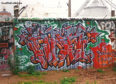 Graffiti Wall in Berlin - Photo by COLLECTOR - Rak, BC, Berlin (1998)