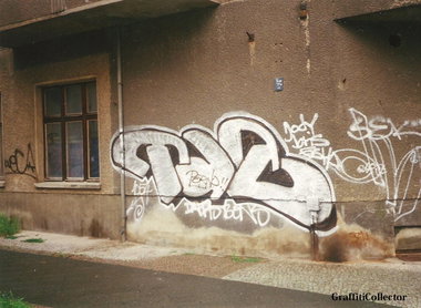 Graffiti Bombing in Berlin - Photo by COLLECTOR - TDZ, Berlin