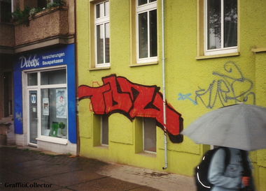 Graffiti Bombing in Berlin - Photo by COLLECTOR - TDZ, Berlin
