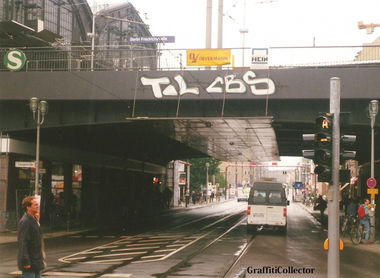 Graffiti Bombing in Berlin - Photo by COLLECTOR - Tol, CBS, Berlin