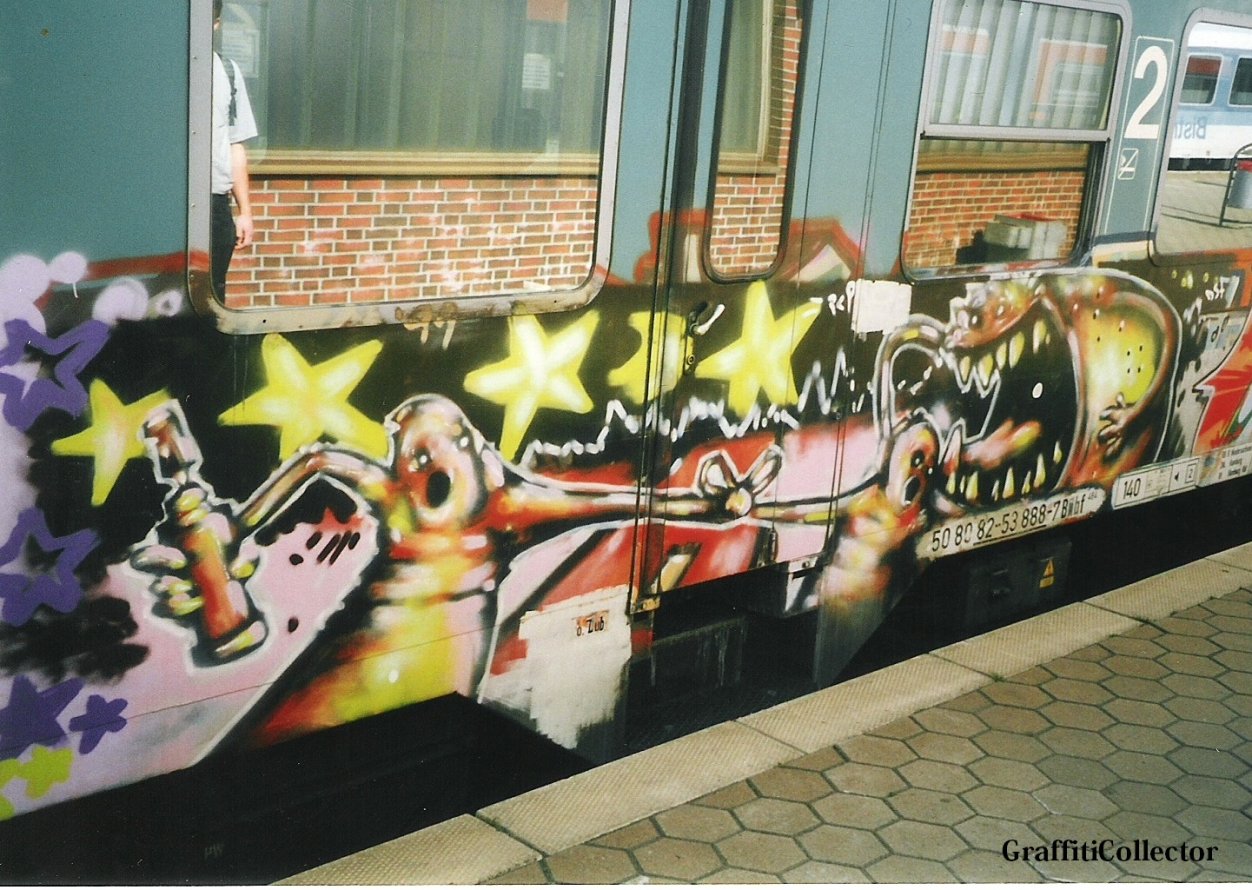 Graffiti Train in Hamburg - Photo by COLLECTOR - PcPro, DSF, Hamburg (2000)