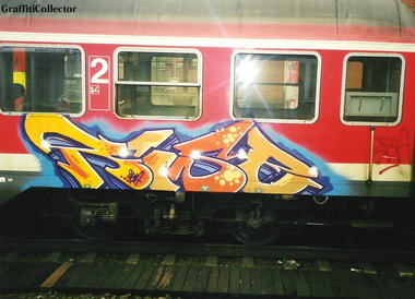 Graffiti Train in Hamburg - Photo by COLLECTOR - Rise, SBA, Hamburg (2000)