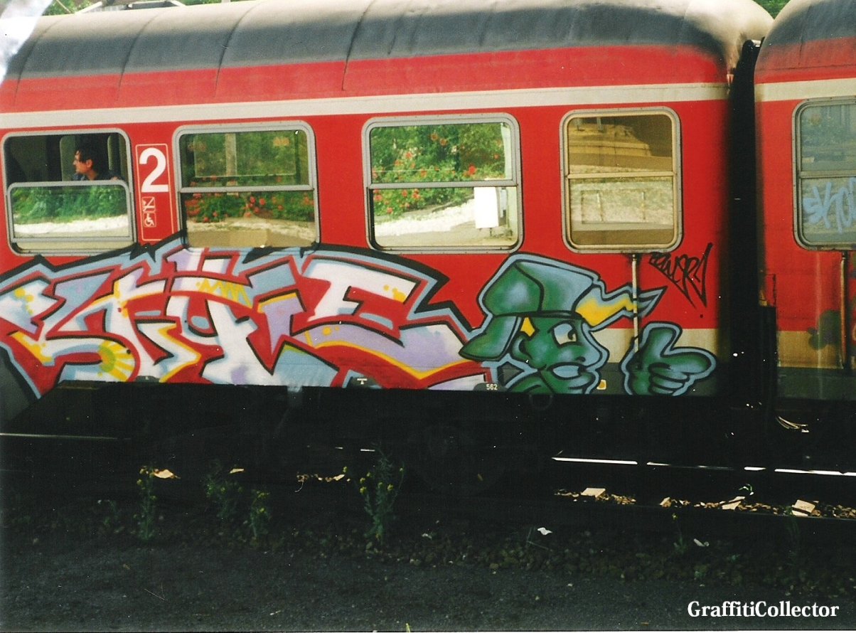 Graffiti Train in Hamburg - Photo by COLLECTOR - Style, Power, Hamburg (2000)