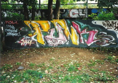 Graffiti Wall in Hamburg - Photo by COLLECTOR - Punk, Jim, KSD (2000)