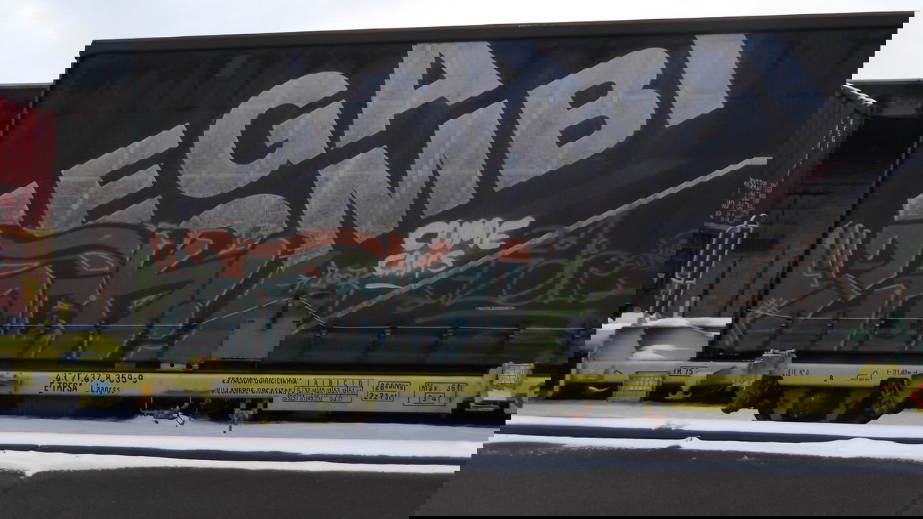 Graffiti Train - Photo by COLLECTOR - Zock